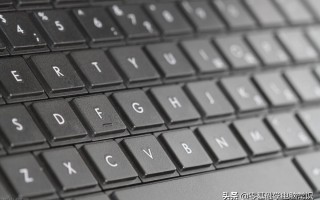 电脑键盘打不出字母（电脑键盘失灵的解决方法图）