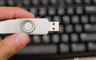 电脑未识别u盘怎么回事啊-(电脑未能识别u盘)