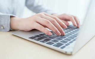 电脑平时是插电好还是关机好（电脑不关机对cpu有影响吗）