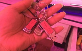 如何制作电脑启动U盘（电脑做系统怎么用u盘启动）