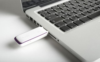 如何制作系统盘光盘（光盘装系统和u盘哪个好）