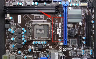 电脑内存条怎么装（电脑内存条的正确安装方法教程）