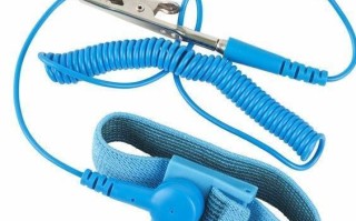 怎么安装硬盘驱动器（硬盘驱动正确安装方法）