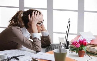 电脑卡了怎么办（电脑慢卡怎么彻底解决）