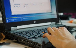如何安装Windows10家庭版（3招教你轻松学会重装系统）