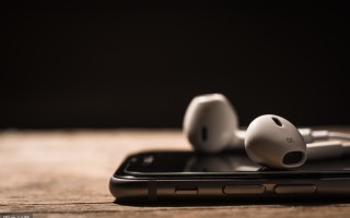 iphone声音小怎么办（iphone用久了声音小怎么设置）