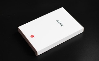 充电宝怎么用寿命长（充电宝直充和无线充哪个耗电）