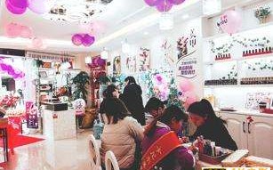 开店怎么吸引顾客十个妙招，美容院新店开业怎么吸引顾客？