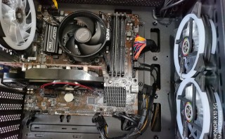 电脑要什么配置才能玩英雄联盟（玩英雄联盟需要什么样的显卡）