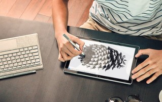 笔记本平板电脑（二合一笔记本好还是平板电脑好）