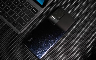 2000元左右性价比高的手机推荐（这3款手机最值得入手）