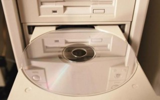 华硕怎么用u盘进入pe系统（怎么用u盘做pe系统教程）