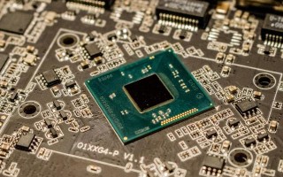 电脑如何控制风扇转速-(电脑如何控制风扇转速高低)