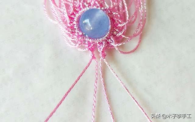 镂空香囊挂件的详细编织图解,步骤太多,保存下来慢慢看哦-第16张图片-90博客网 镂空香囊挂件的详细编织图解,步骤太多,保存下来慢慢看哦-第16张图片-90博客网