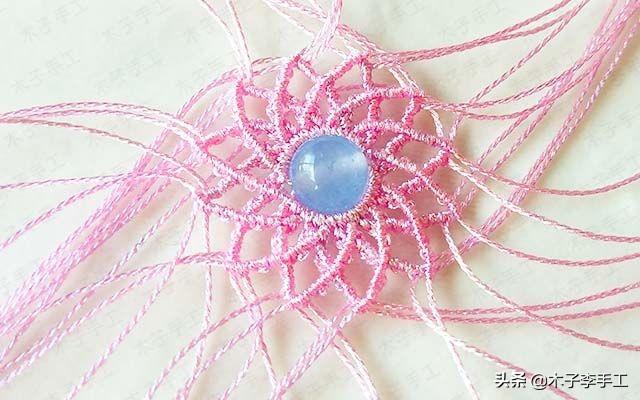 镂空香囊挂件的详细编织图解,步骤太多,保存下来慢慢看哦-第22张图片-90博客网 镂空香囊挂件的详细编织图解,步骤太多,保存下来慢慢看哦-第22张图片-90博客网