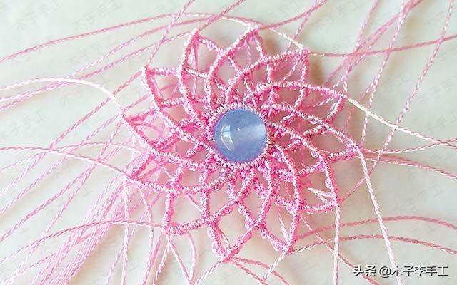 镂空香囊挂件的详细编织图解,步骤太多,保存下来慢慢看哦-第26张图片-90博客网 镂空香囊挂件的详细编织图解,步骤太多,保存下来慢慢看哦-第26张图片-90博客网