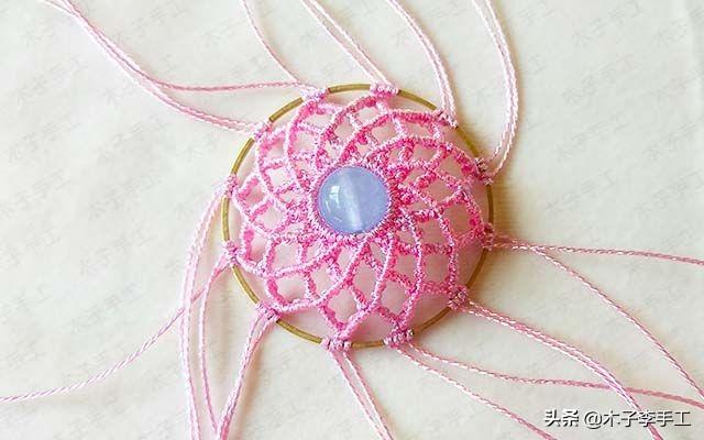 镂空香囊挂件的详细编织图解,步骤太多,保存下来慢慢看哦-第29张图片-90博客网 镂空香囊挂件的详细编织图解,步骤太多,保存下来慢慢看哦-第29张图片-90博客网