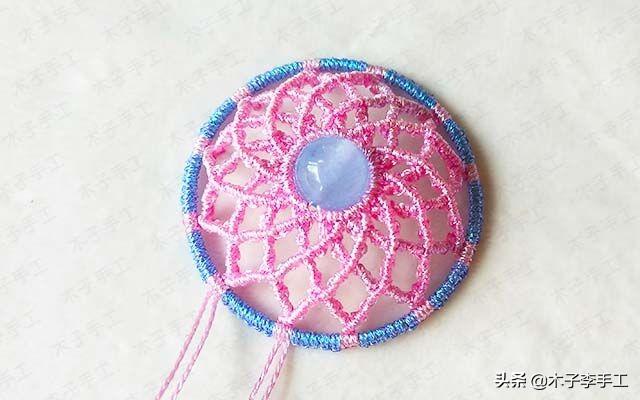 镂空香囊挂件的详细编织图解,步骤太多,保存下来慢慢看哦-第34张图片-90博客网 镂空香囊挂件的详细编织图解,步骤太多,保存下来慢慢看哦-第34张图片-90博客网