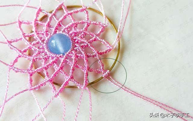 镂空香囊挂件的详细编织图解,步骤太多,保存下来慢慢看哦-第28张图片-90博客网 镂空香囊挂件的详细编织图解,步骤太多,保存下来慢慢看哦-第28张图片-90博客网