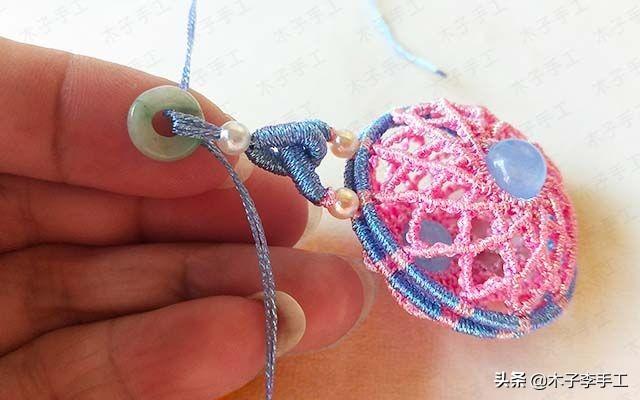 镂空香囊挂件的详细编织图解,步骤太多,保存下来慢慢看哦-第44张图片-90博客网 镂空香囊挂件的详细编织图解,步骤太多,保存下来慢慢看哦-第44张图片-90博客网
