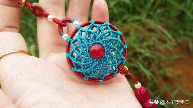 镂空香囊挂件的详细编织图解,步骤太多,保存下来慢慢看哦-第67张图片-90博客网 镂空香囊挂件的详细编织图解,步骤太多,保存下来慢慢看哦-第67张图片-90博客网