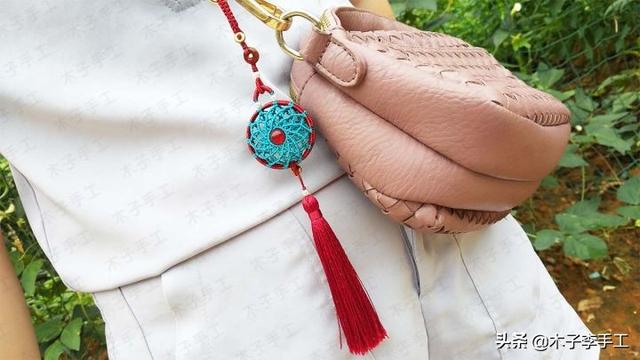 镂空香囊挂件的详细编织图解,步骤太多,保存下来慢慢看哦-第72张图片-90博客网 镂空香囊挂件的详细编织图解,步骤太多,保存下来慢慢看哦-第72张图片-90博客网