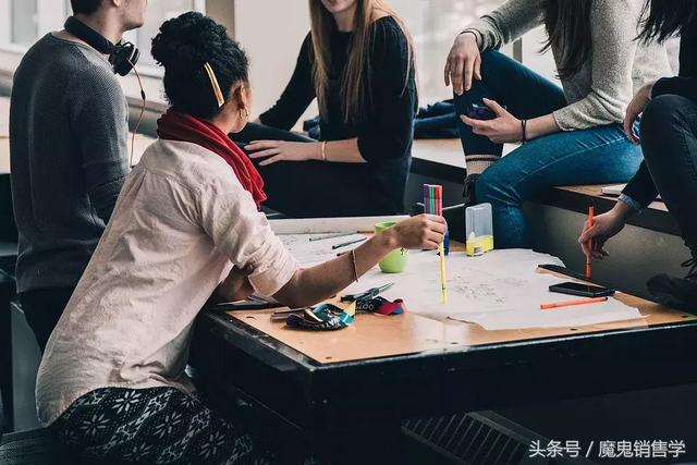 没背景的人，如何经营有价值的人脉？-第1张图片-90博客网