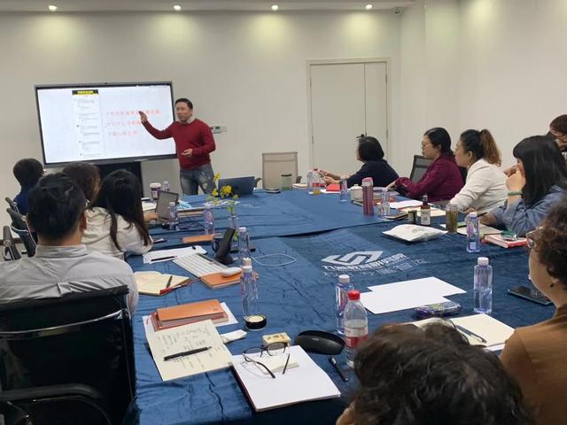 万群哥日记｜如何组织小型社群线下活动？-第3张图片-90博客网